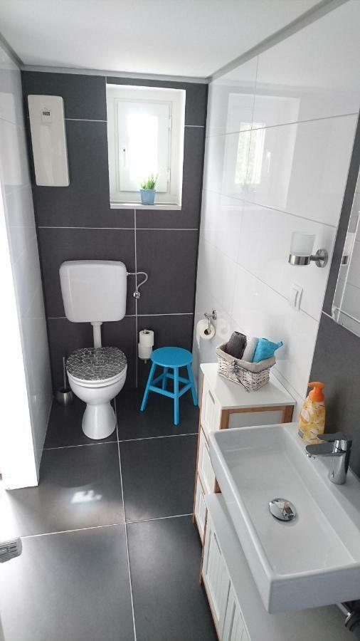 Ferienwohnung Silvia Nideggen Exteriör bild