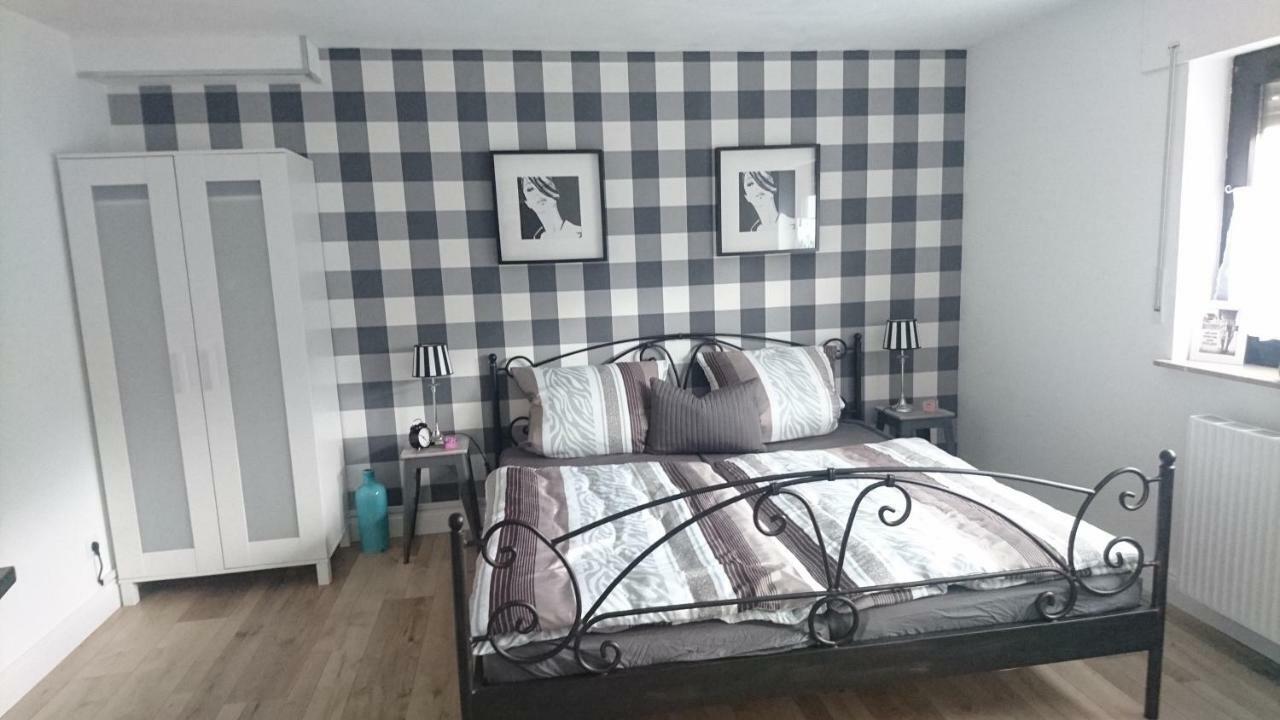 Ferienwohnung Silvia Nideggen Exteriör bild